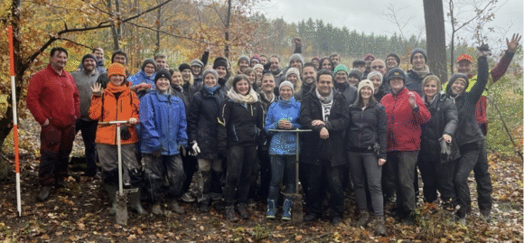 Three campaigns for a good cause - the VNR Group supports regional and charitable organizations with donations, useful items and great personal commitment